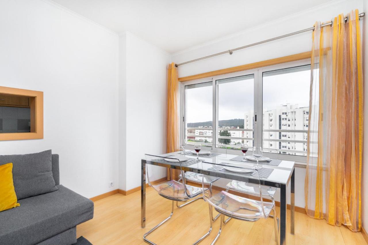 Lisboa, Cidade, Elegant Apartment With Air Cond, Free Wifi And Near Metro, By Ig Luaran gambar