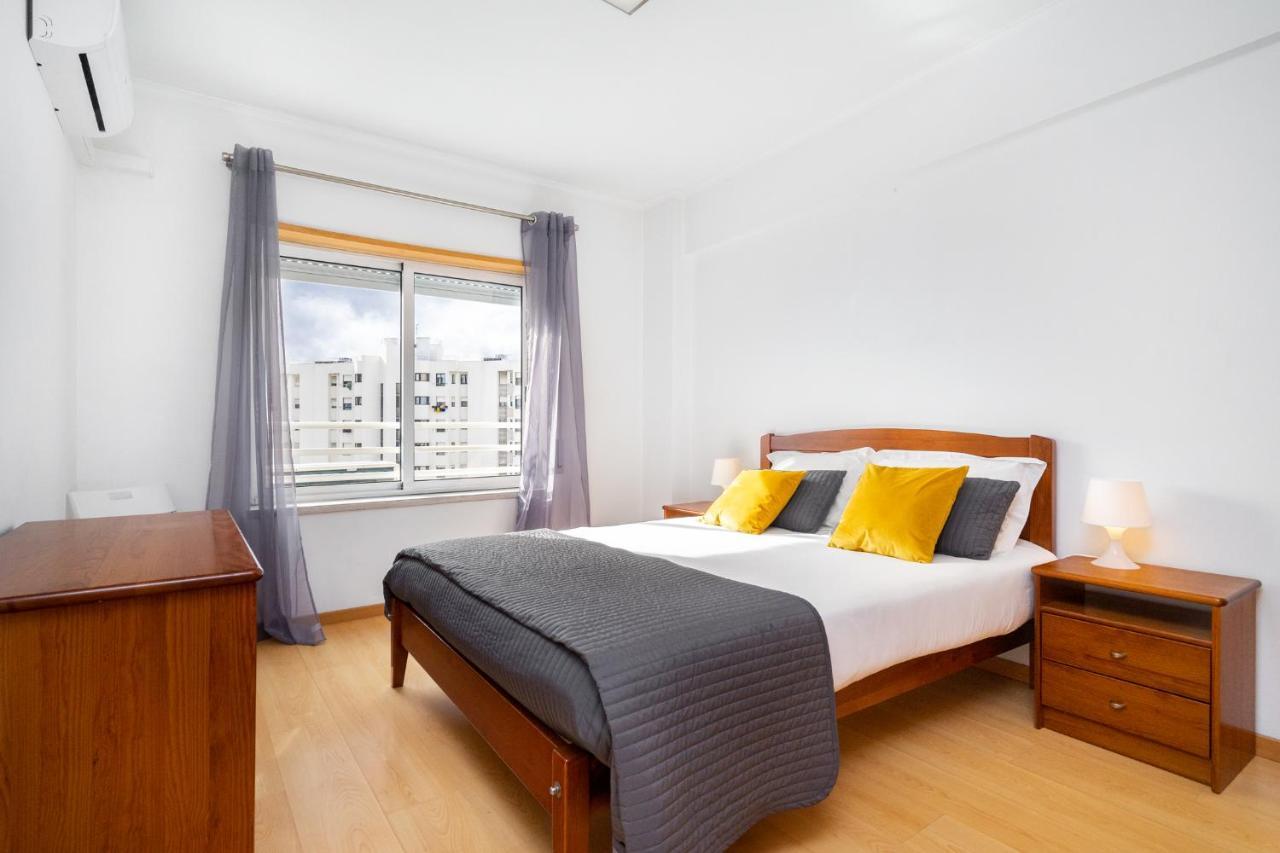 Lisboa, Cidade, Elegant Apartment With Air Cond, Free Wifi And Near Metro, By Ig Luaran gambar