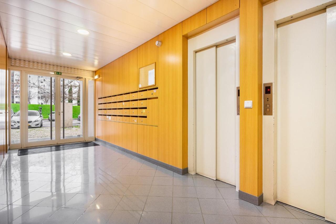 Lisboa, Cidade, Elegant Apartment With Air Cond, Free Wifi And Near Metro, By Ig Luaran gambar